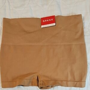 SPANX Women's Nude/ Brown Bike Shorts Small